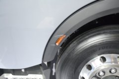 中国重汽 全新一代重卡 600马力 6X4 AMT自动档牵引车