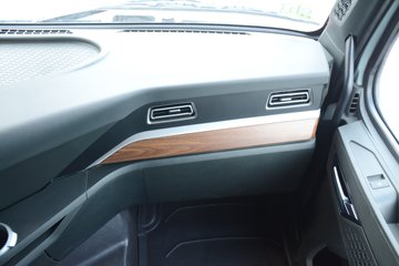 �й����� HOWO TH7-N�ؿ� 540���� 6X4 AMT�Զ���ǣ����(ZZ4257V324HF1H)ͼƬ