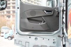 中国重汽 HOWO TH7-N重卡 540马力 6X4 AMT自动档牵引车(ZZ4257V324HF1H)