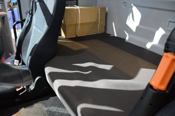 �й����� HOWO TX7-N 480���� 6X4 LNGǣ����(ZZ4257V384GF1LB)ͼƬ