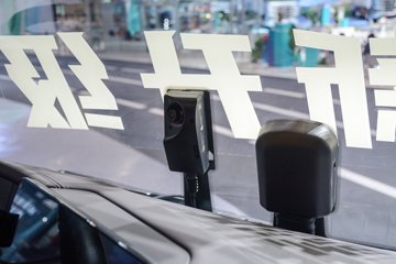 �й����� HOWO TX7-N 480���� 6X4 LNGǣ����(ZZ4257V384GF1LB)ͼƬ