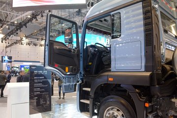 �й����� HOWO TX7-N 480���� 6X4 LNGǣ����(ZZ4257V384GF1LB)ͼƬ