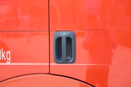 解放J6P&nbsp;中置轴车辆运输车外观图片