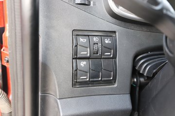 һ����� J6P 480���� 6X4 LNG�������䳵ͼƬ