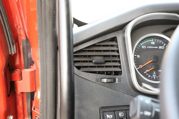 һ����� J6P 480���� 6X4 LNG�������䳵ͼƬ