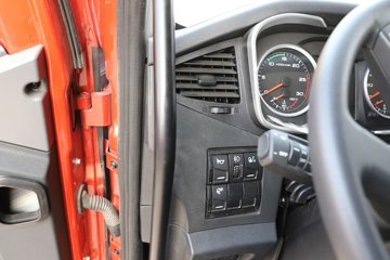 һ����� J6P 480���� 6X4 LNG�������䳵ͼƬ