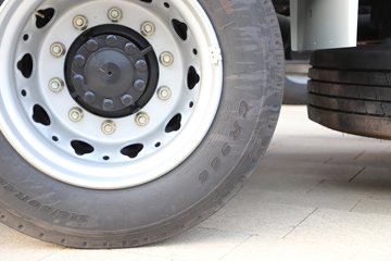 һ����� J6P 480���� 6X4 LNG�������䳵ͼƬ