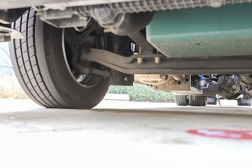 һ����� J6P 480���� 6X4 LNG�������䳵ͼƬ