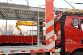 解放J6P&nbsp;中置轴车辆运输车上装图片