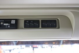 解放JH6&nbsp;电动牵引车驾驶室图片