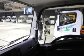 虎VR&nbsp;电动载货车内饰图片