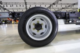 虎VR&nbsp;电动载货车底盘图片