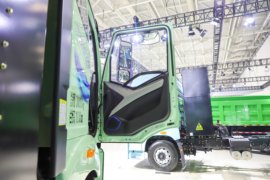 解放J6P&nbsp;电动自卸车驾驶室图片