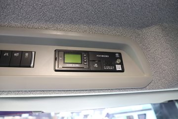 һ����� J6P 8X4 5.6�״��綯��ж��(CA3310P66L4BT4BEVA12)611.94kWhͼƬ