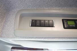 解放J6P&nbsp;电动自卸车驾驶室图片