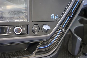 һ����� J6P 8X4 5.6�״��綯��ж��(CA3310P66L4BT4BEVA12)611.94kWhͼƬ