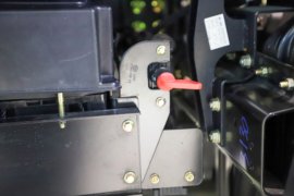 解放J6P&nbsp;电动自卸车底盘图片