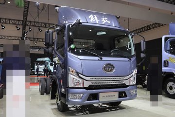 解放J6F 2.2L柴油 150马力 法士特8档 3.78米排半厢式轻卡