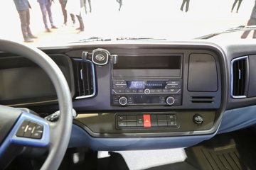 ��� J6F ���ذ� 180���� AMT�Զ���������ʽ�Ῠ(�����)(CA5047XXYP40K42L2E6A86)ͼƬ