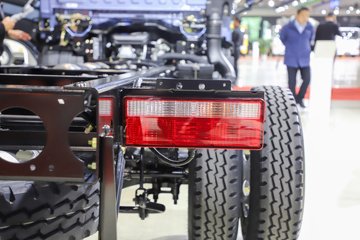 ��� J6F ���ذ� 180���� AMT�Զ���������ʽ�Ῠ(�����)(CA5047XXYP40K42L2E6A86)ͼƬ