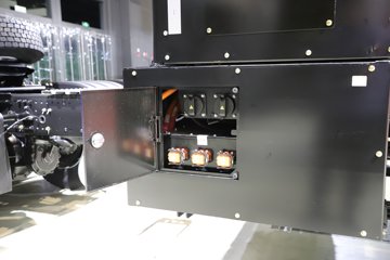 һ����� J6P 6X4 ���綯ǣ����528.13kWhͼƬ