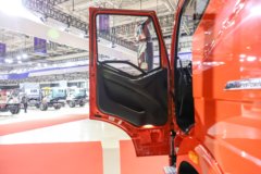 一汽解放 J6E 600马力 4X2 AMT自动档牵引车