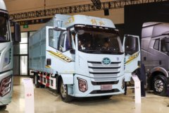 一汽解放 J6G 领航版 360马力 4X2 6.75米AMT自动档仓栅式载货车(新内饰)(CA5181CCYP62K1L4E6)