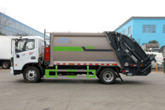 东风 多利卡D7 165马力 4X2 压缩式垃圾车(程力威牌)(CLW5140ZYSBHJ)