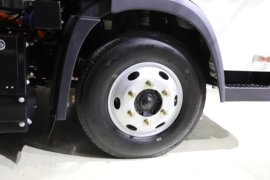 领途&nbsp;电动冷藏车底盘图片