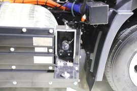 领途&nbsp;电动冷藏车底盘图片