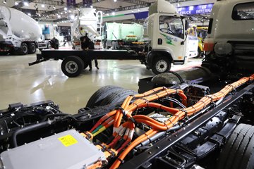 ��� ��;���� 4.5T 4.05�׵���ȼ�ϵ����س�30.13kWhͼƬ