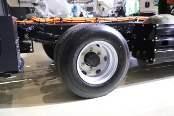 ��� ��;���� 4.5T 4.05�׵���ȼ�ϵ����س�30.13kWhͼƬ