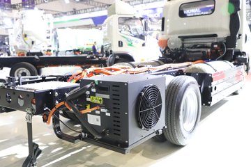 ��� ��;���� 4.5T 4.05�׵���ȼ�ϵ����س�30.13kWhͼƬ