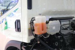 解放 领途中体 4.5T 4.05米单排燃料电池冷藏车30.13kWh