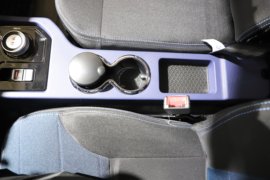 虎6G&nbsp;电动载货车内饰图片