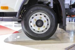 解放 虎6G 4.5T 4.16米单排换电式纯电动厢式轻卡82.43kWh