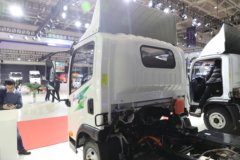 解放 虎6G 4.5T 单排纯电动冷藏车131.98kWh