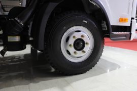 虎6G&nbsp;电动冷藏车底盘图片