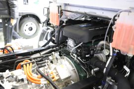 虎6G&nbsp;电动冷藏车底盘图片