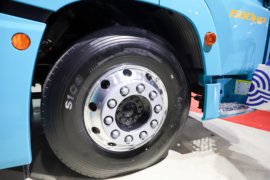 鹰途&nbsp;牵引车底盘                                                图片