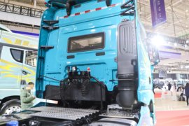 鹰途&nbsp;牵引车底盘                                                图片