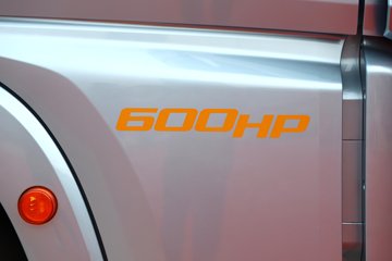 �ൺ��� ӥ; ����� 600���� 6X4 LNG�Զ���ǣ����(һ�����12��)(������ƿ)ͼƬ