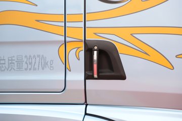 �ൺ��� ӥ; ����� 600���� 6X4 LNG�Զ���ǣ����(һ�����12��)(������ƿ)ͼƬ