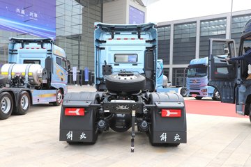 �ൺ��� ӥ; ����� 600���� 6X4 LNG�Զ���ǣ����(һ�����12��)(������ƿ)ͼƬ