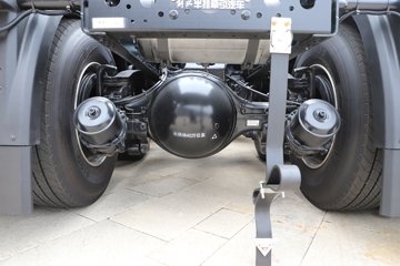 �ൺ��� ӥ; ����� 600���� 6X4 LNG�Զ���ǣ����(һ�����12��)(������ƿ)ͼƬ