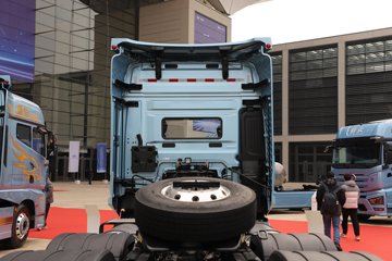 �ൺ��� ӥ; ����� 600���� 6X4 LNG�Զ���ǣ����(һ�����12��)(������ƿ)ͼƬ