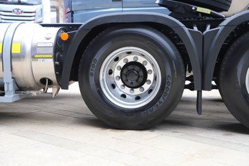 �ൺ��� ӥ; ����� 600���� 6X4 LNG�Զ���ǣ����(һ�����12��)(������ƿ)ͼƬ