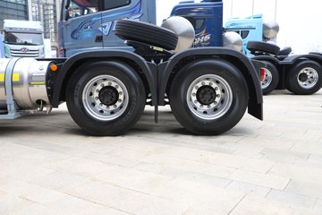 �ൺ��� ӥ; ����� 600���� 6X4 LNG�Զ���ǣ����(һ�����12��)(������ƿ)ͼƬ