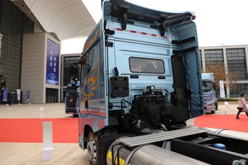 �ൺ��� ӥ; ����� 600���� 6X4 LNG�Զ���ǣ����(һ�����12��)(������ƿ)ͼƬ