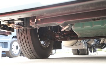 �ൺ��� ӥ; ����� 600���� 6X4 LNG�Զ���ǣ����(һ�����12��)(������ƿ)ͼƬ